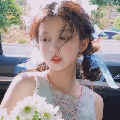 忧郁小女孩